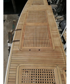 Καφασωτό Teak